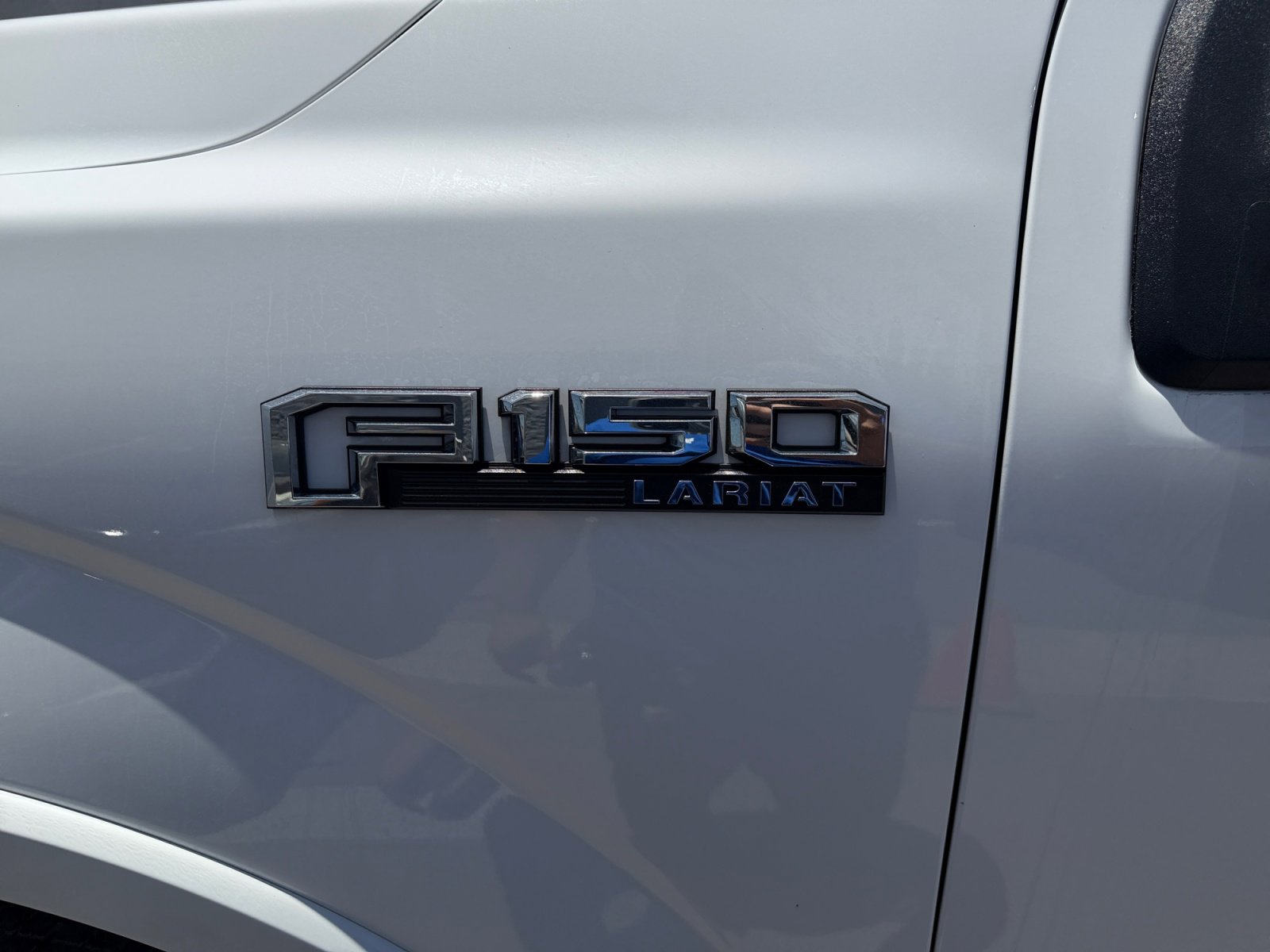 Used 2019 Ford F150 Lariat w/ Equipment Group 502A Luxury AWD/4WD image 12