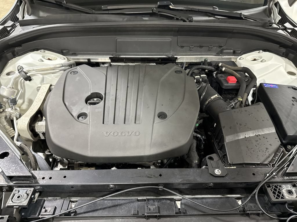Used 2023 Volvo XC60 B5 Plus FWD image 26