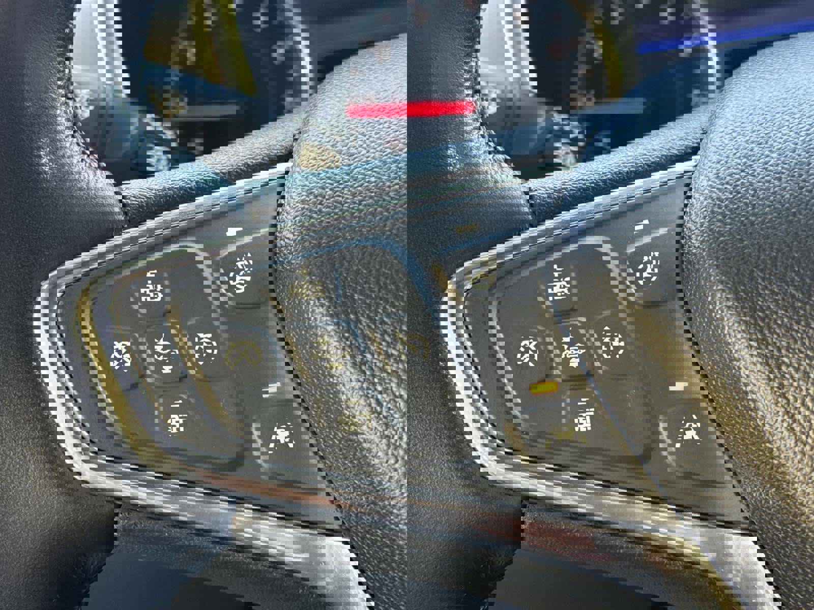 Used 2019 Chevrolet Equinox Premier image 28