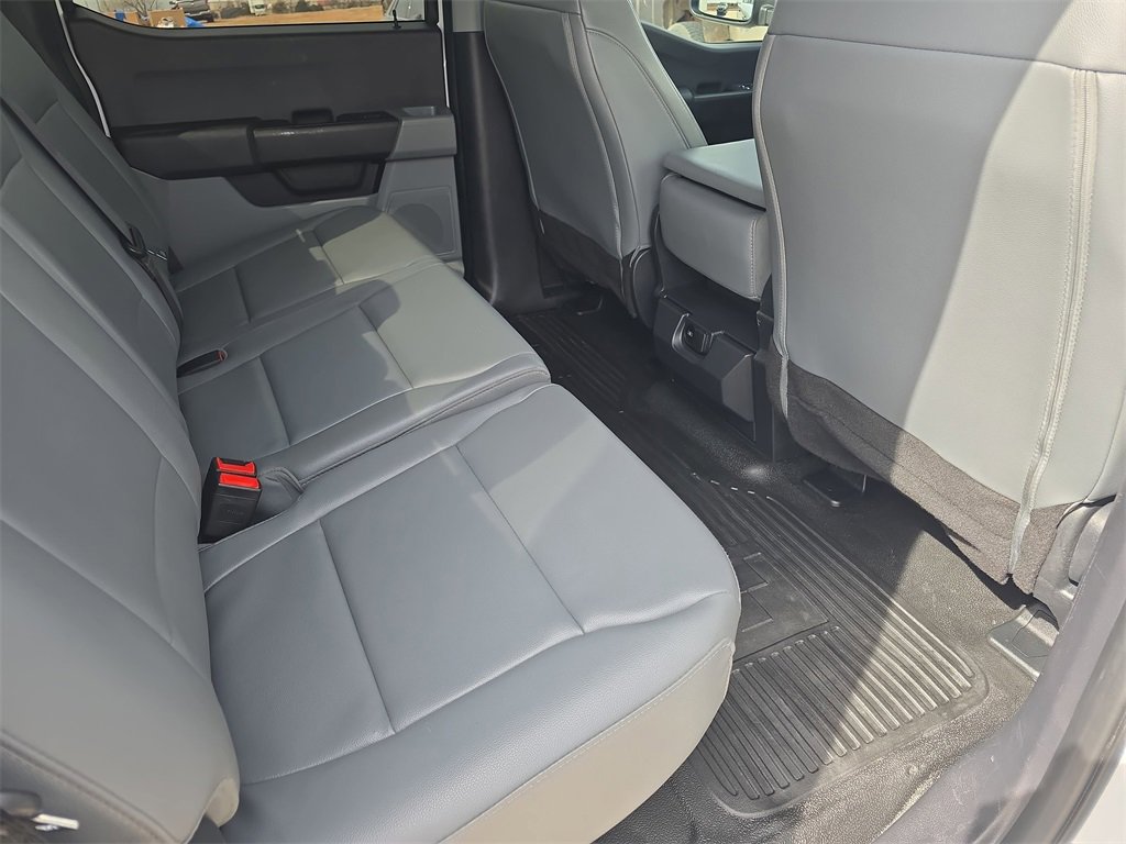 Used 2024 Ford F250 XL image 11