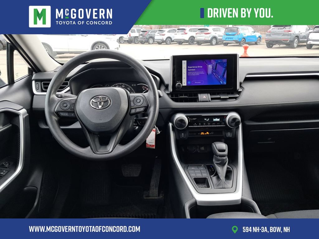 Used 2025 Toyota RAV4 LE image 23