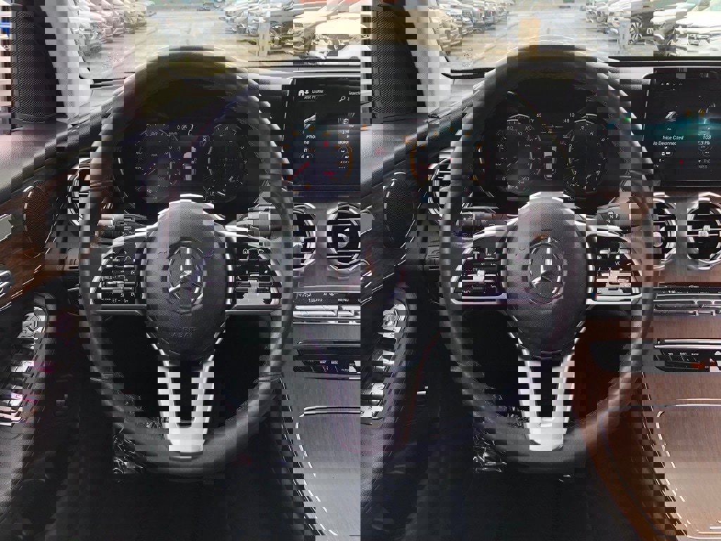 Used 2022 Mercedes-Benz GLC 300 4MATIC w/ Premium Package Lite image 18