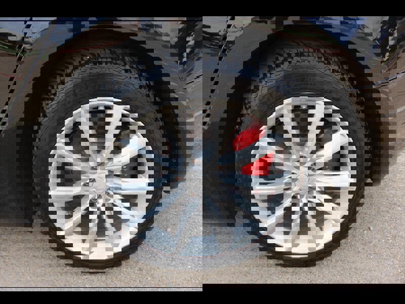 Used 2018 Tesla Model 3 Performance image 31