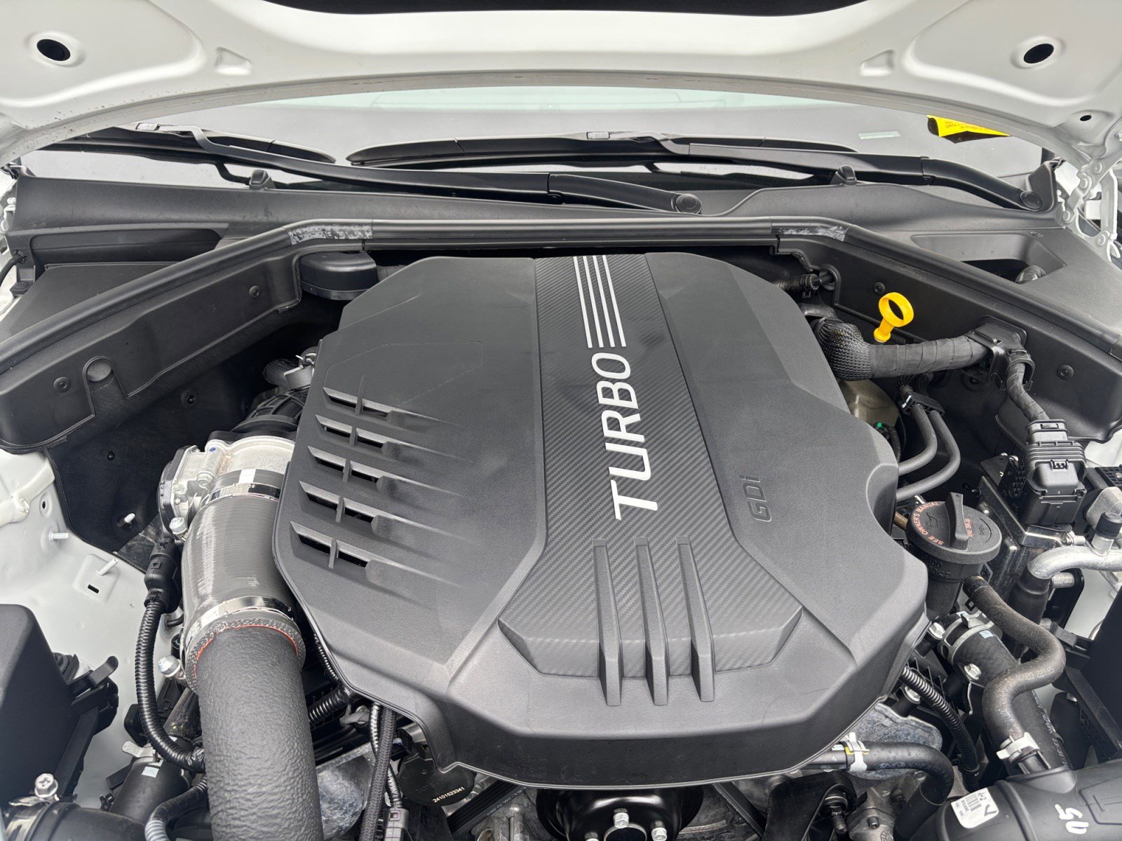 Used 2025 Genesis G70 3.3T Advanced image 17