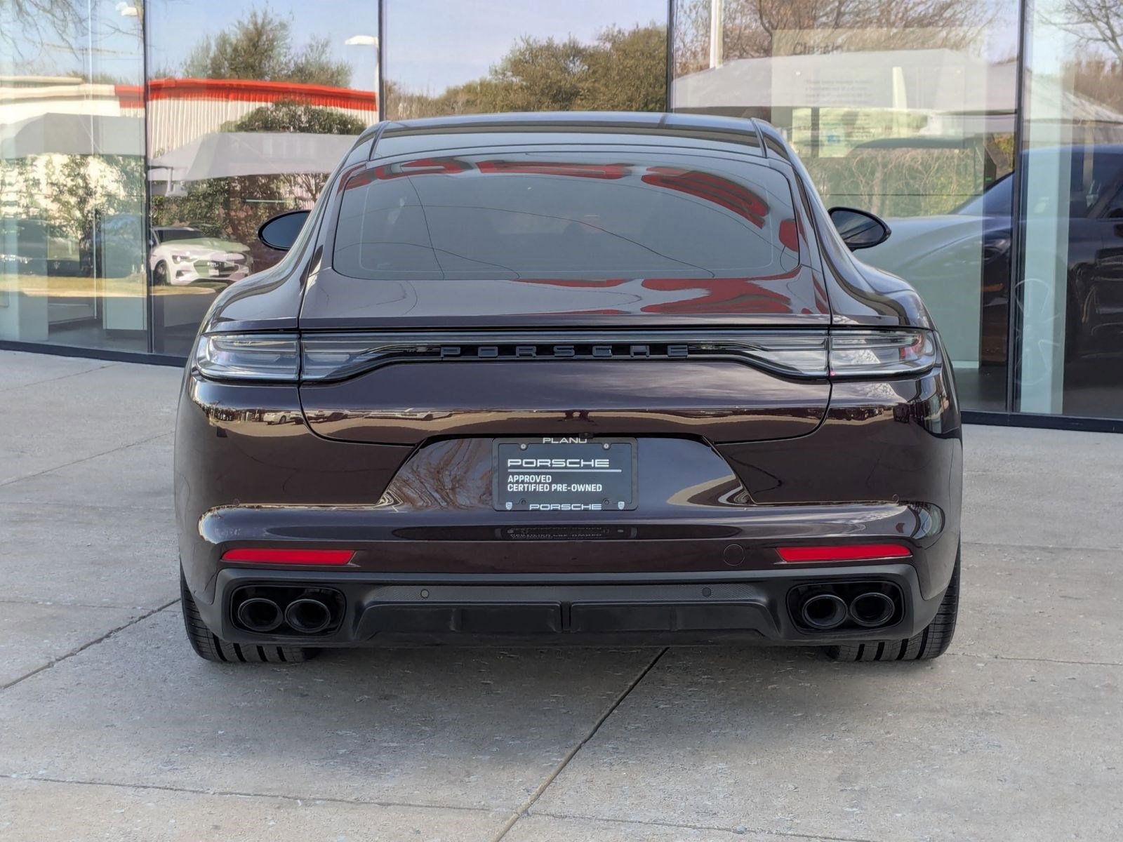 Certified 2022 Porsche Panamera Platinum Edition image 10