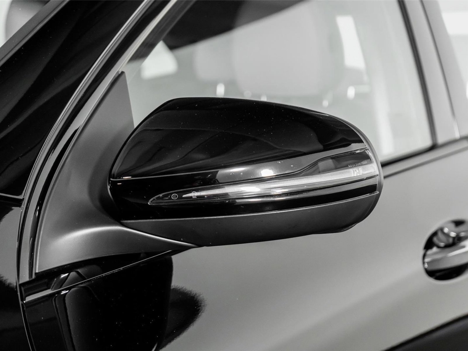 Used 2024 Mercedes-Benz GLA 35 AMG 4MATIC image 19