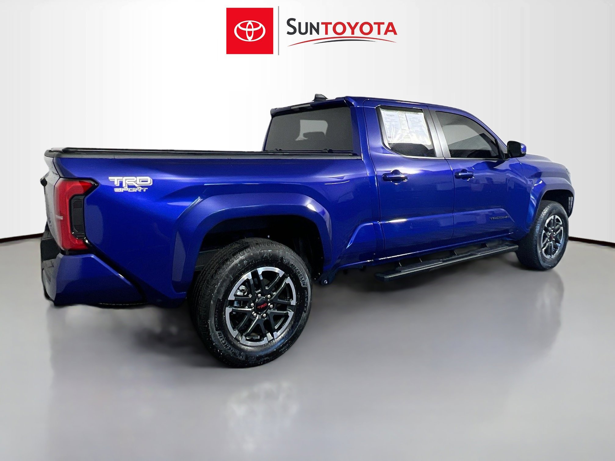 Used 2025 Toyota Tacoma TRD Sport image 4