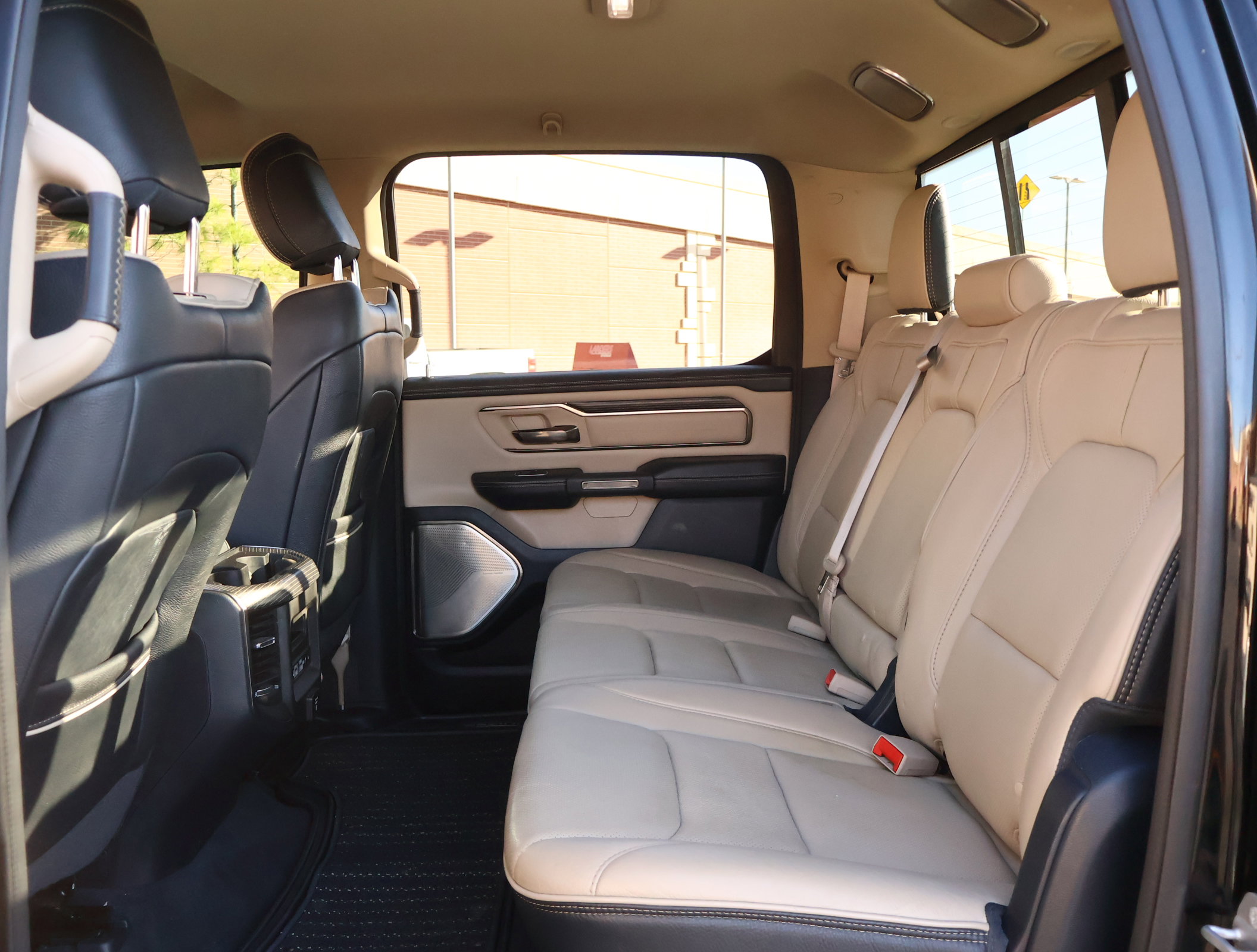 Used 2019 RAM 1500 Limited image 27