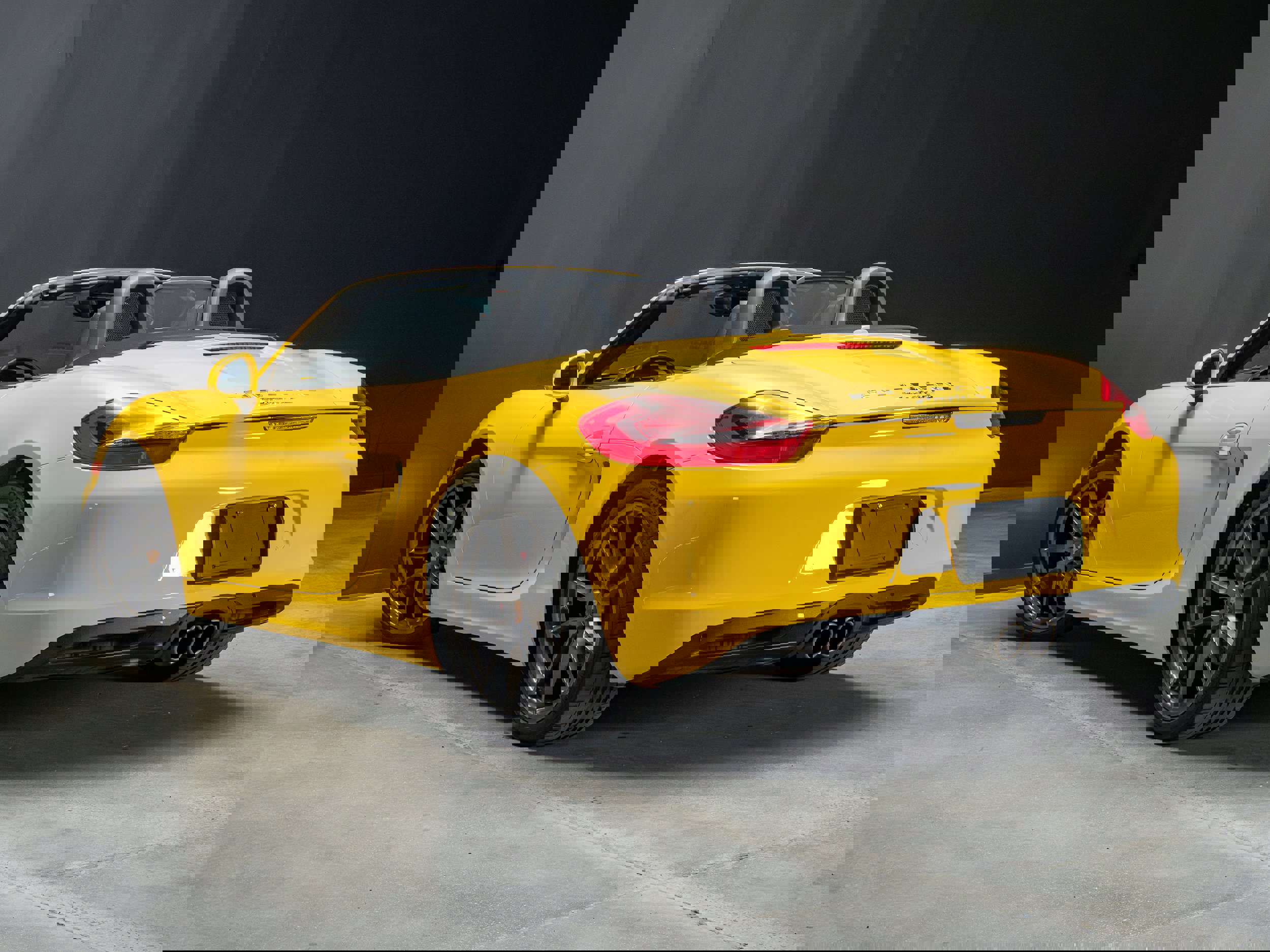 Used 2013 Porsche Boxster S image 3