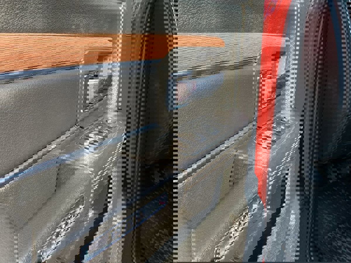 Used 2018 RAM 1500 Laramie w/ Convenience Group image 16