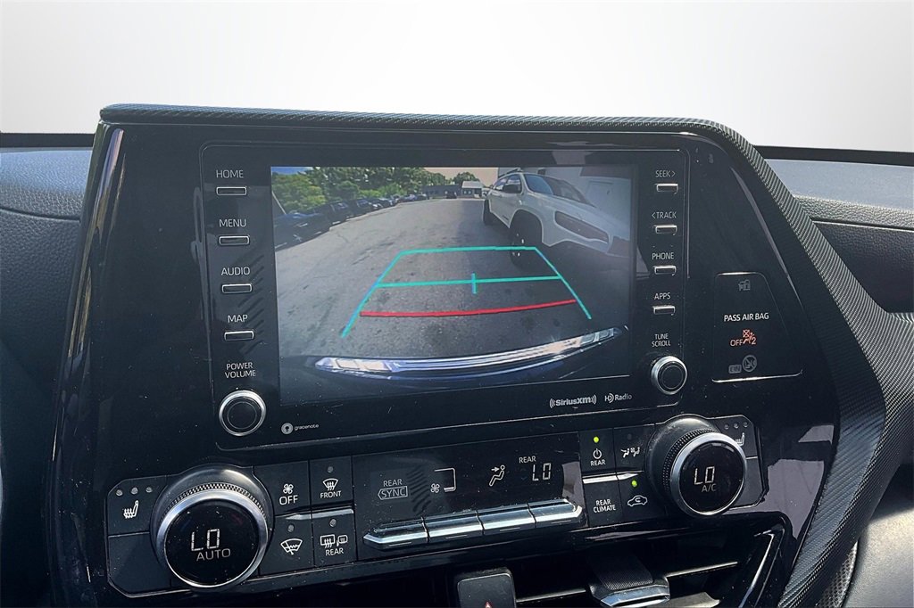 Used 2021 Toyota Highlander XSE image 14