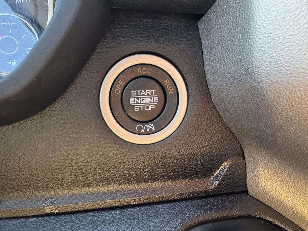 Used 2024 RAM 2500 Laramie image 19