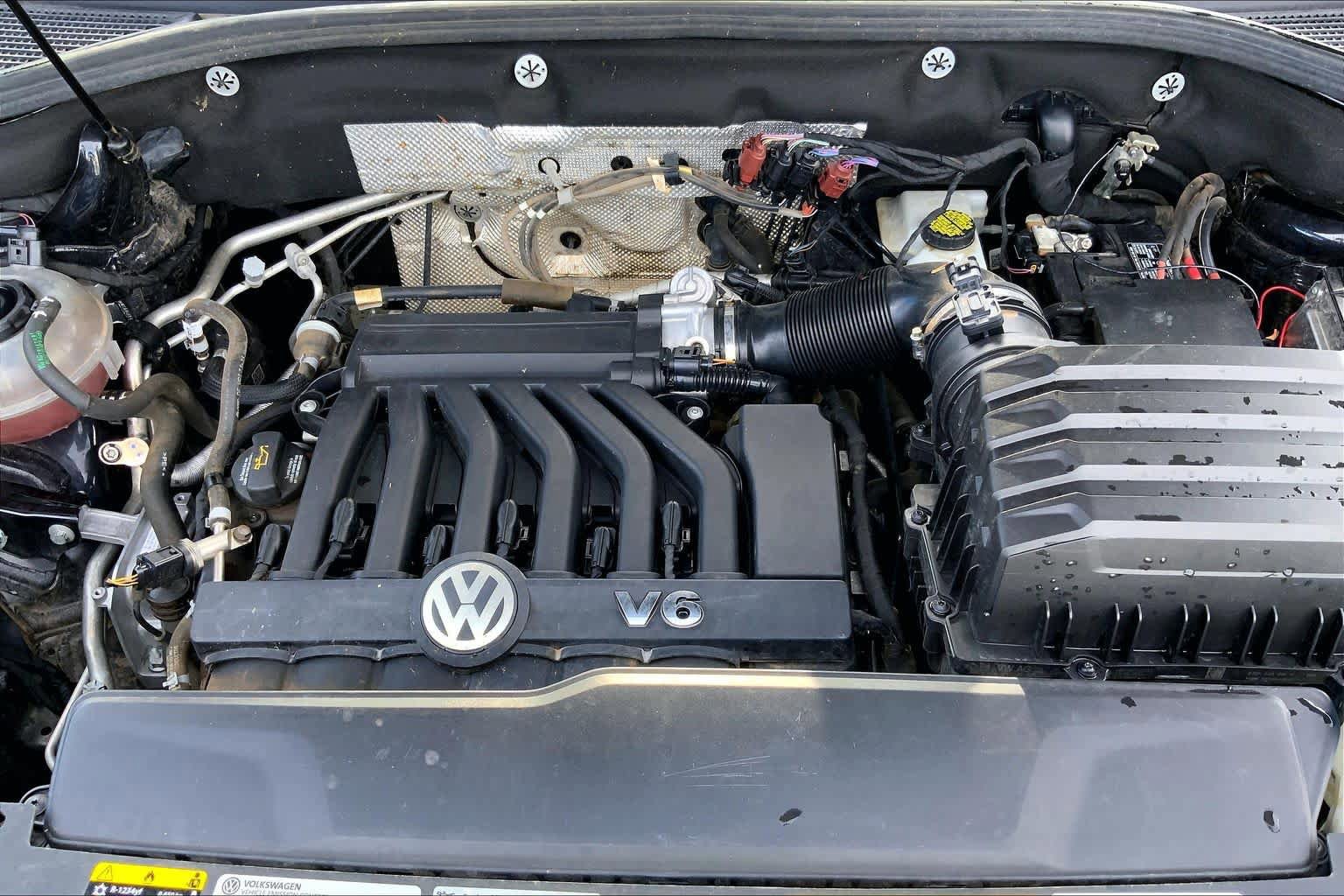 Used 2021 Volkswagen Atlas SEL Premium AWD/4WD image 32