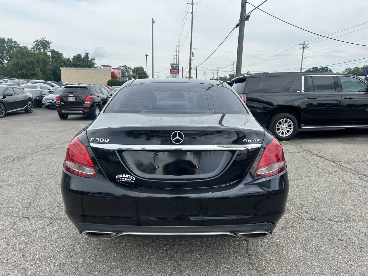 Used 2017 Mercedes-Benz C 300 4MATIC Sedan image 9