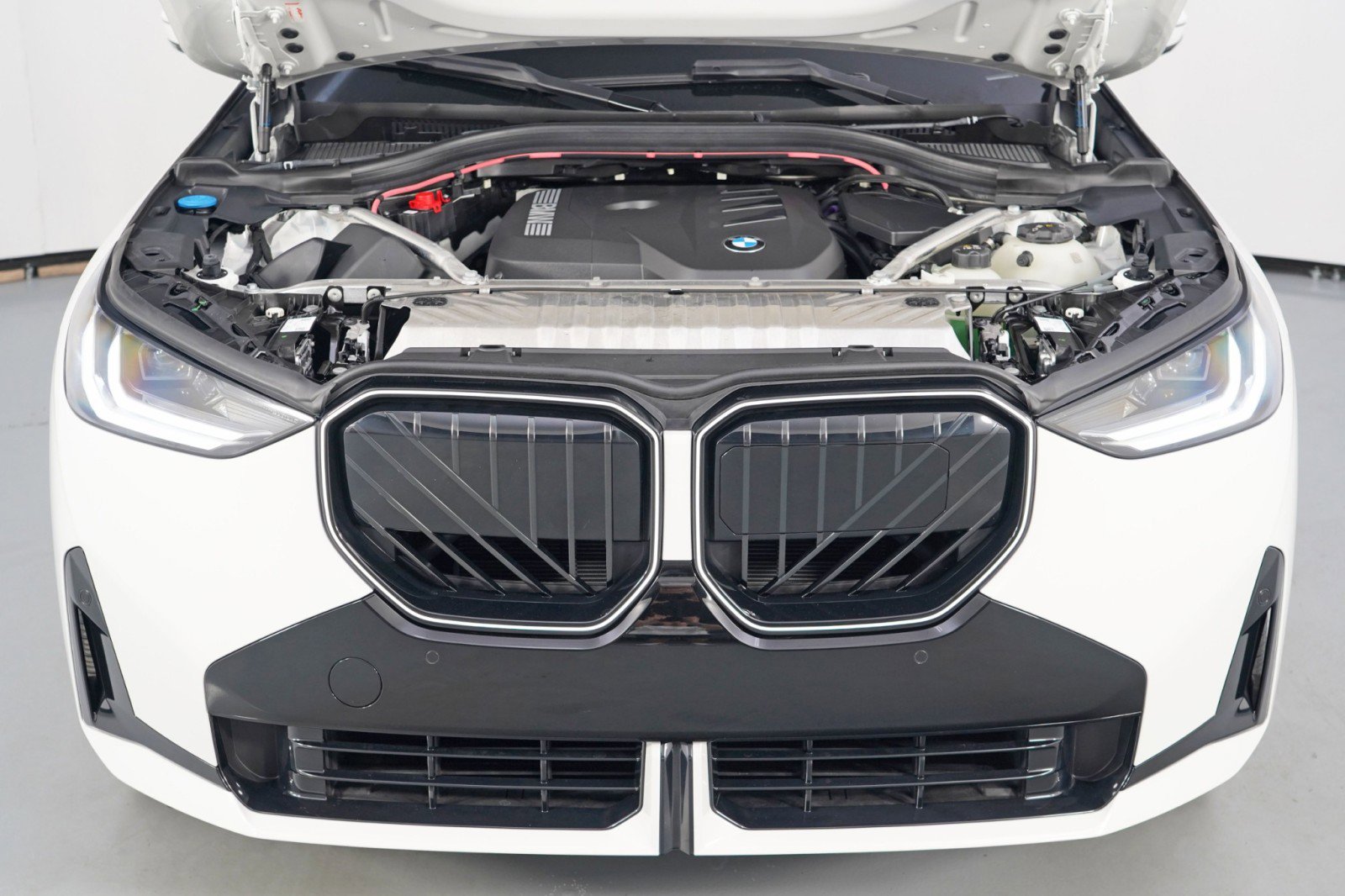 Used 2025 BMW X3 xDrive30i w/ M Sport Package image 8