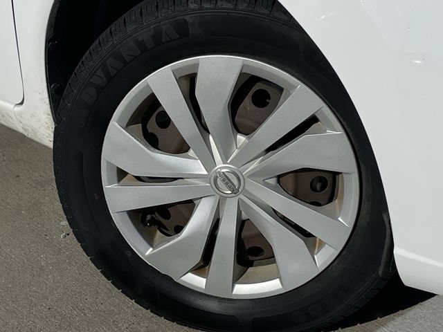 Used 2018 Nissan Versa Note SV FWD image 10