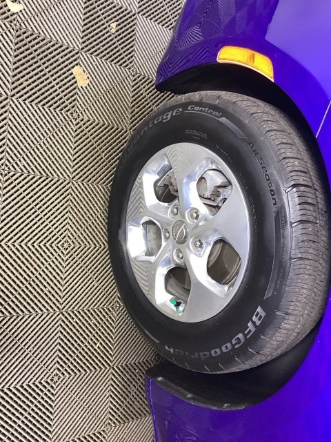 Used 2020 Chrysler Pacifica Touring-L image 8