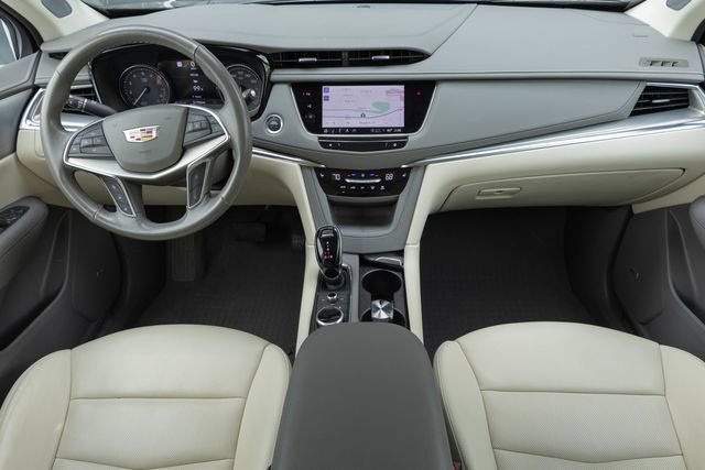 Used 2024 Cadillac XT5 Premium Luxury w/ Technology Package image 22