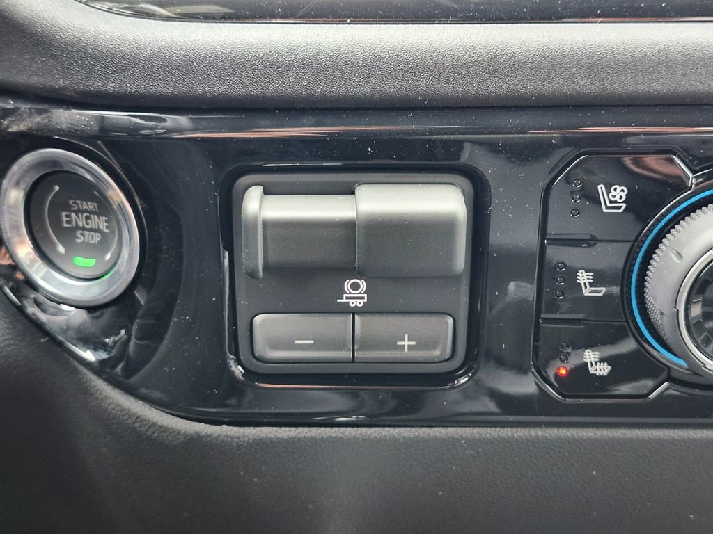 New 2026 Chevrolet Silverado 2500 ZR2 image 24