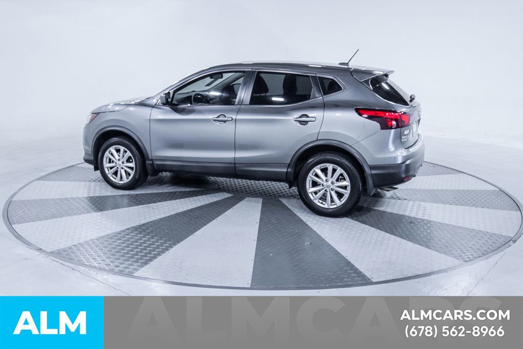 Used 2018 Nissan Rogue Sport S w/ S Appearance Package FWD image 5