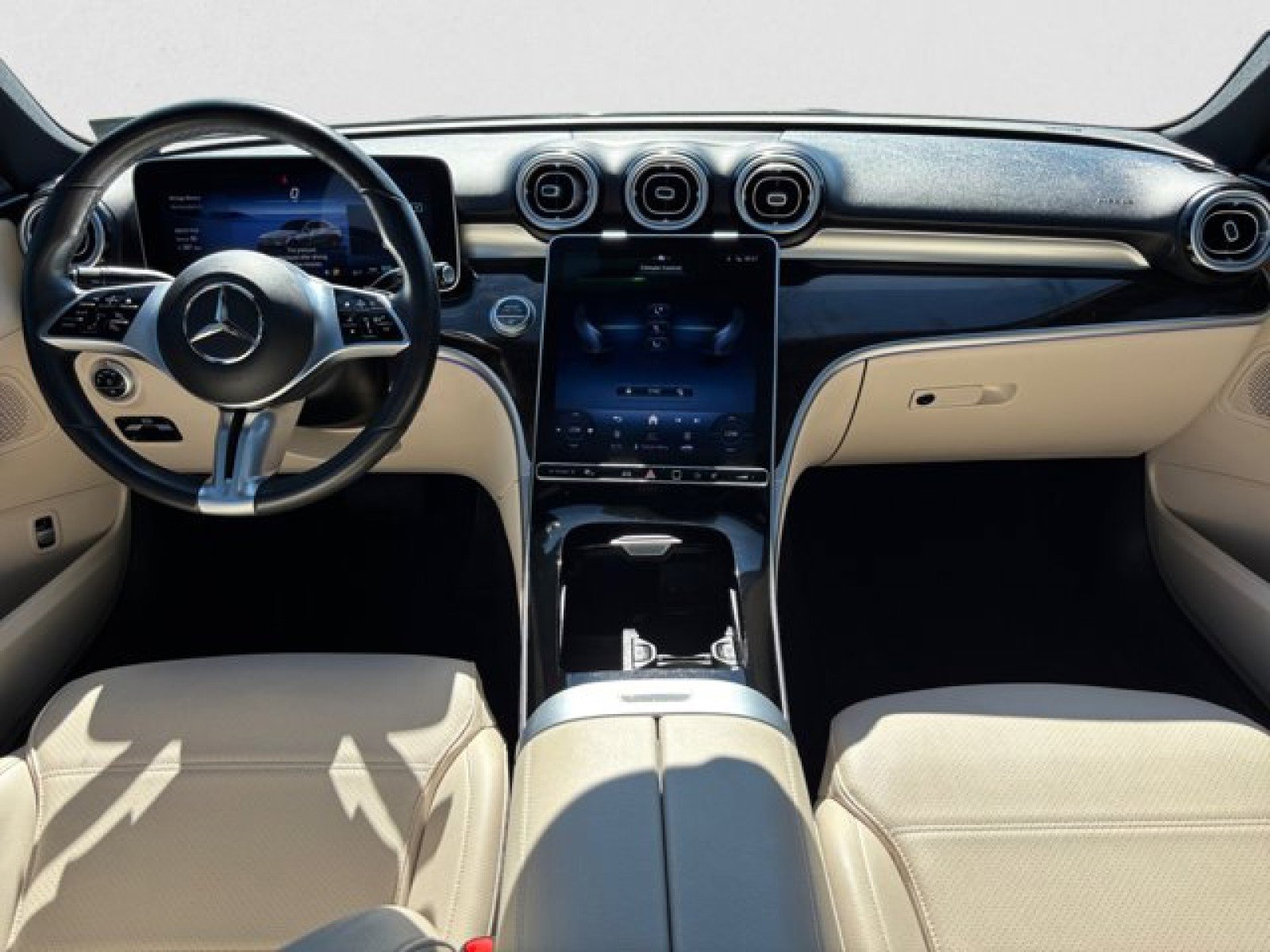 Used 2022 Mercedes-Benz C 300 4MATIC Sedan w/ Exclusive Trim Package image 13