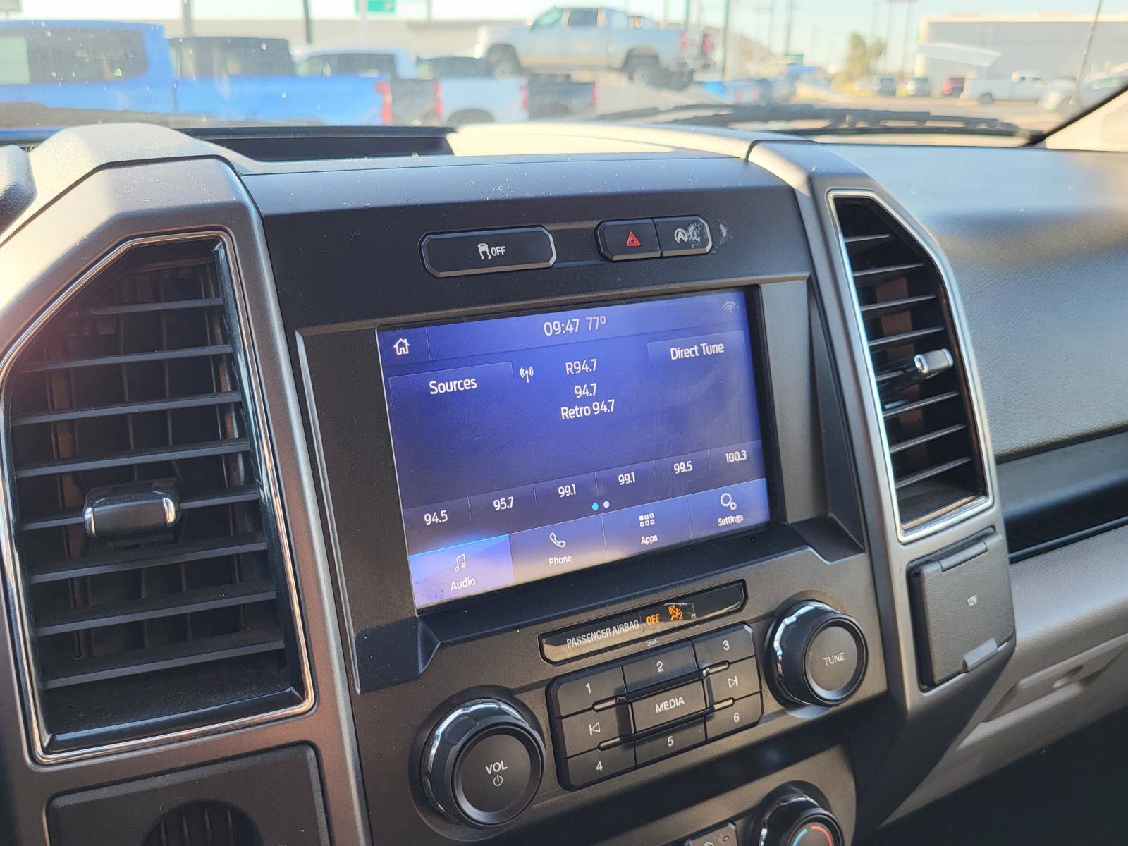 Used 2020 Ford F150 XLT image 25