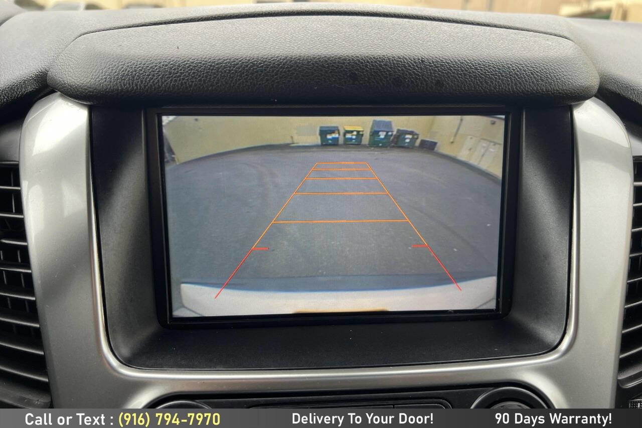 Used 2015 Chevrolet Tahoe LT image 21