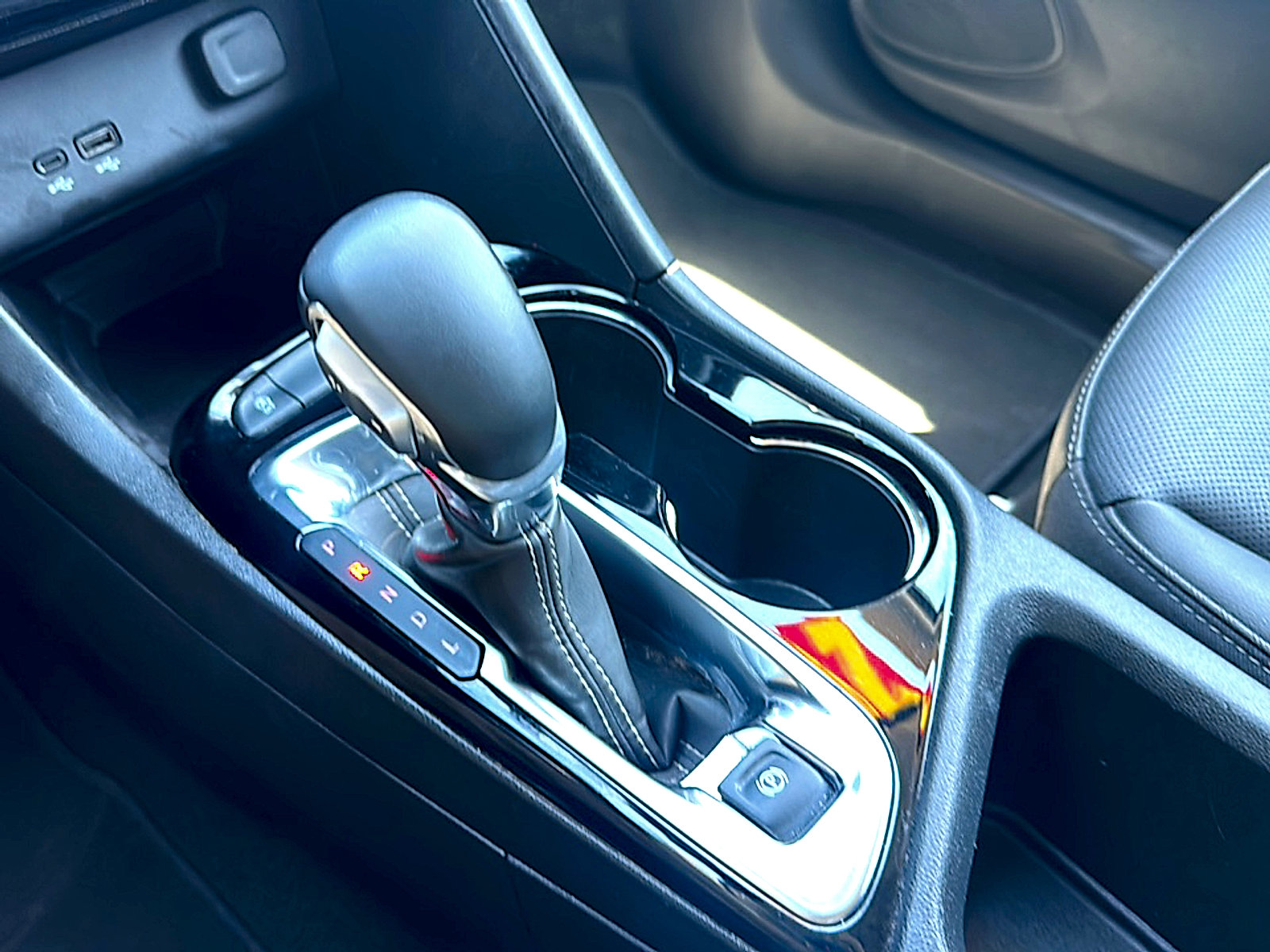 Used 2024 Buick Encore GX Sport Touring image 34