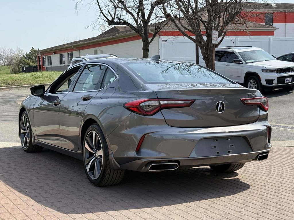 Certified 2025 Acura TLX w/ Technology Package image 4