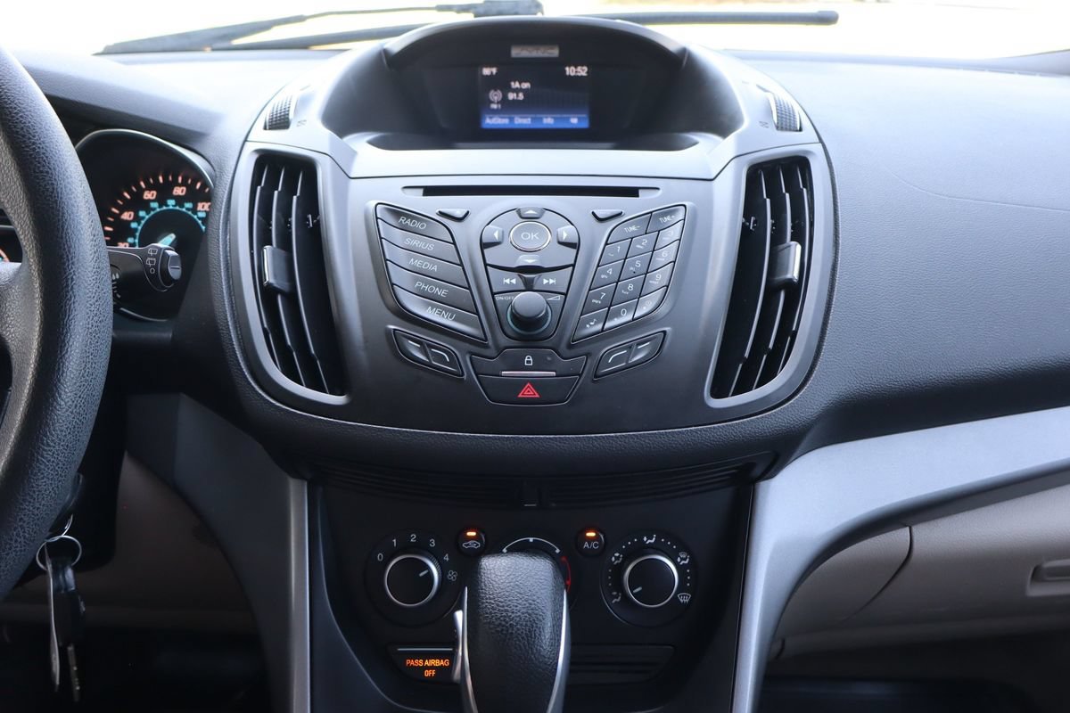 Used 2016 Ford Escape SE FWD image 34