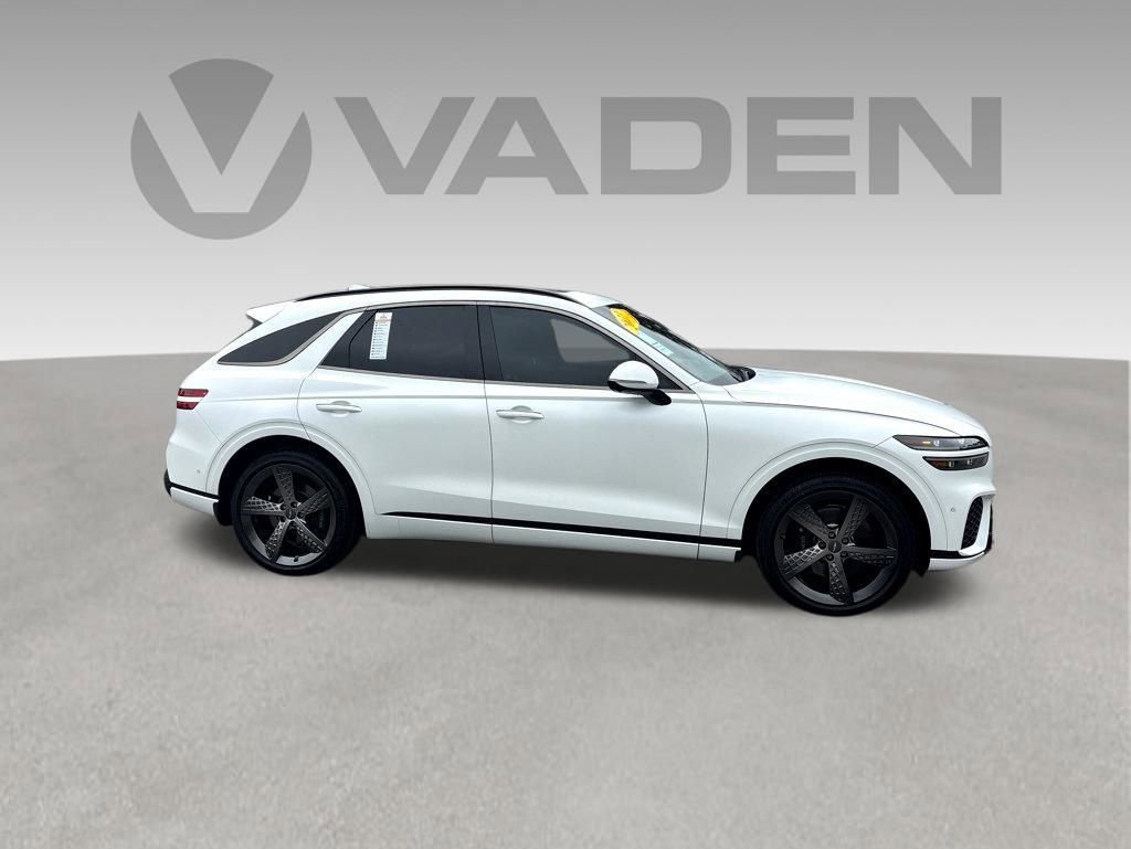 Used 2023 Genesis GV70 3.5T Sport w/ Sport Prestige Package AWD/4WD image 24