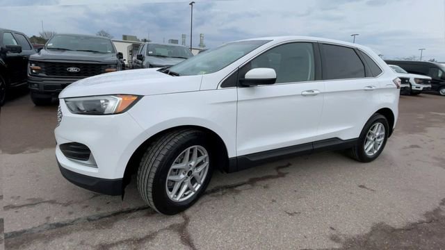 Used 2024 Ford Edge SEL AWD/4WD image 6