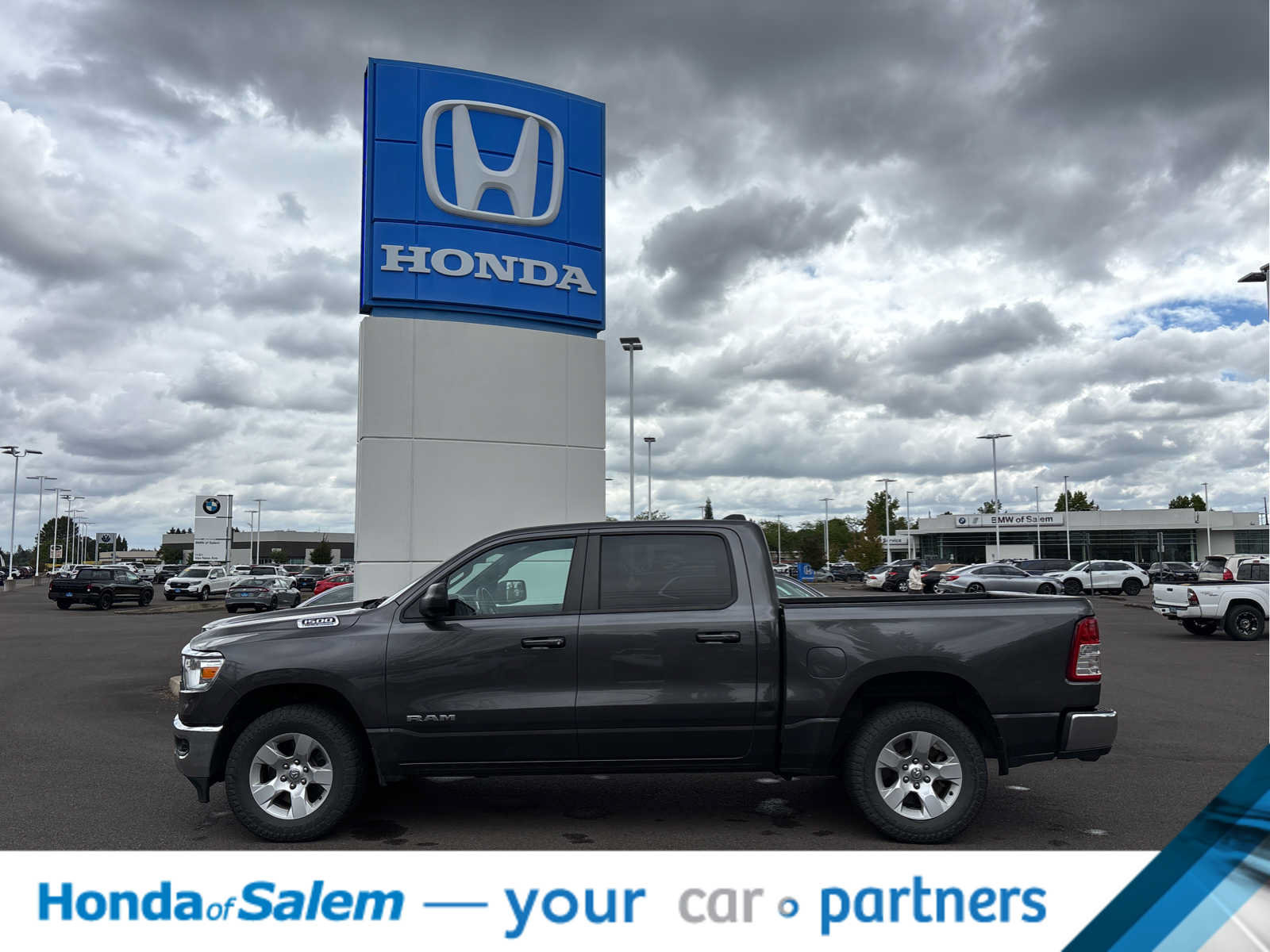 Used 2021 RAM 1500 Big Horn AWD/4WD image 3