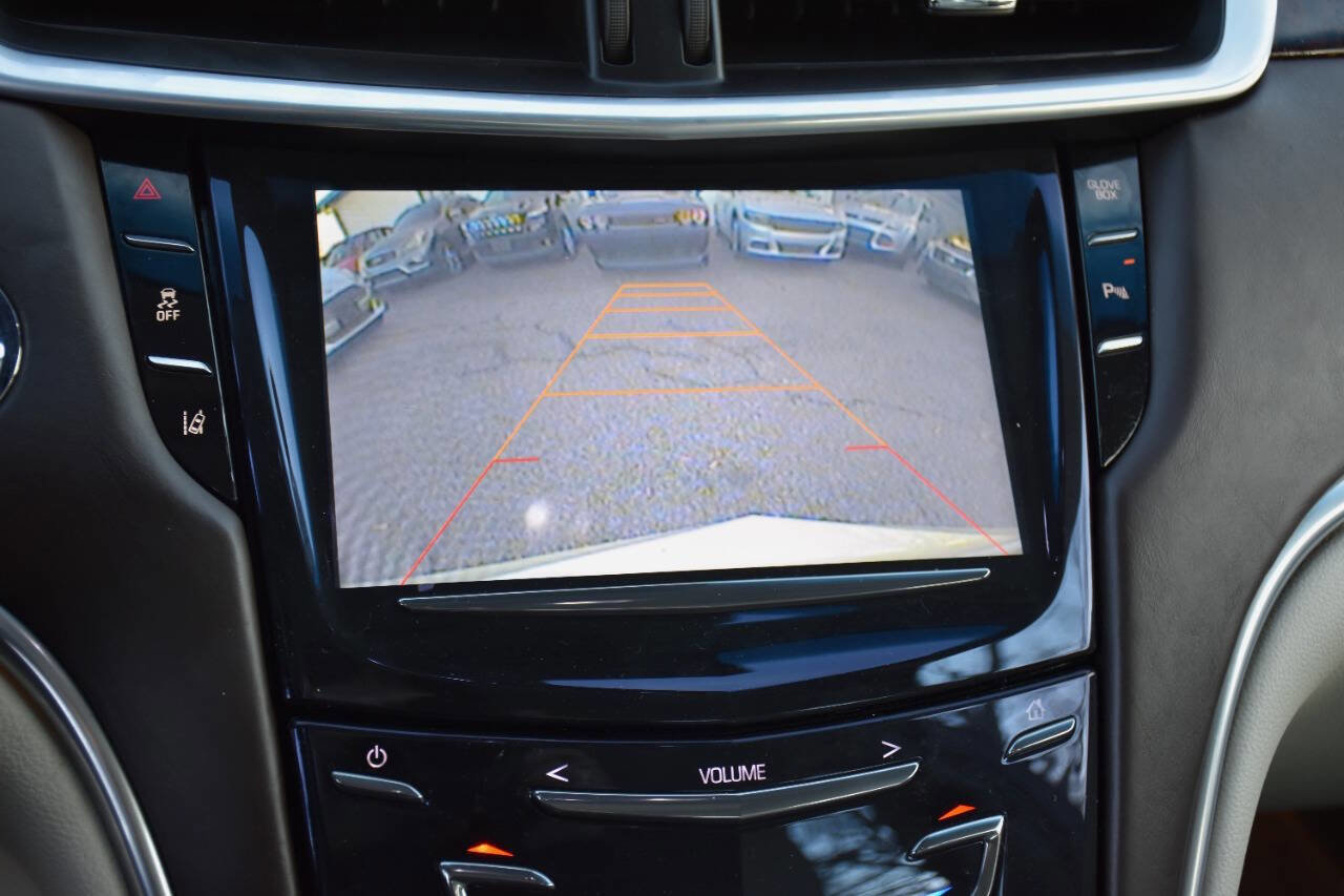 Used 2013 Cadillac XTS Platinum image 22