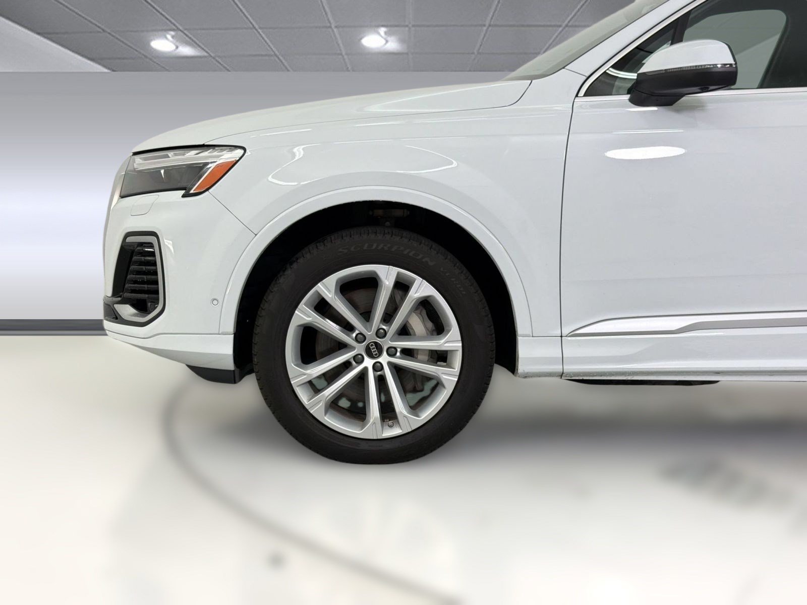 Used 2025 Audi Q7 3.0T Premium Plus AWD/4WD image 25