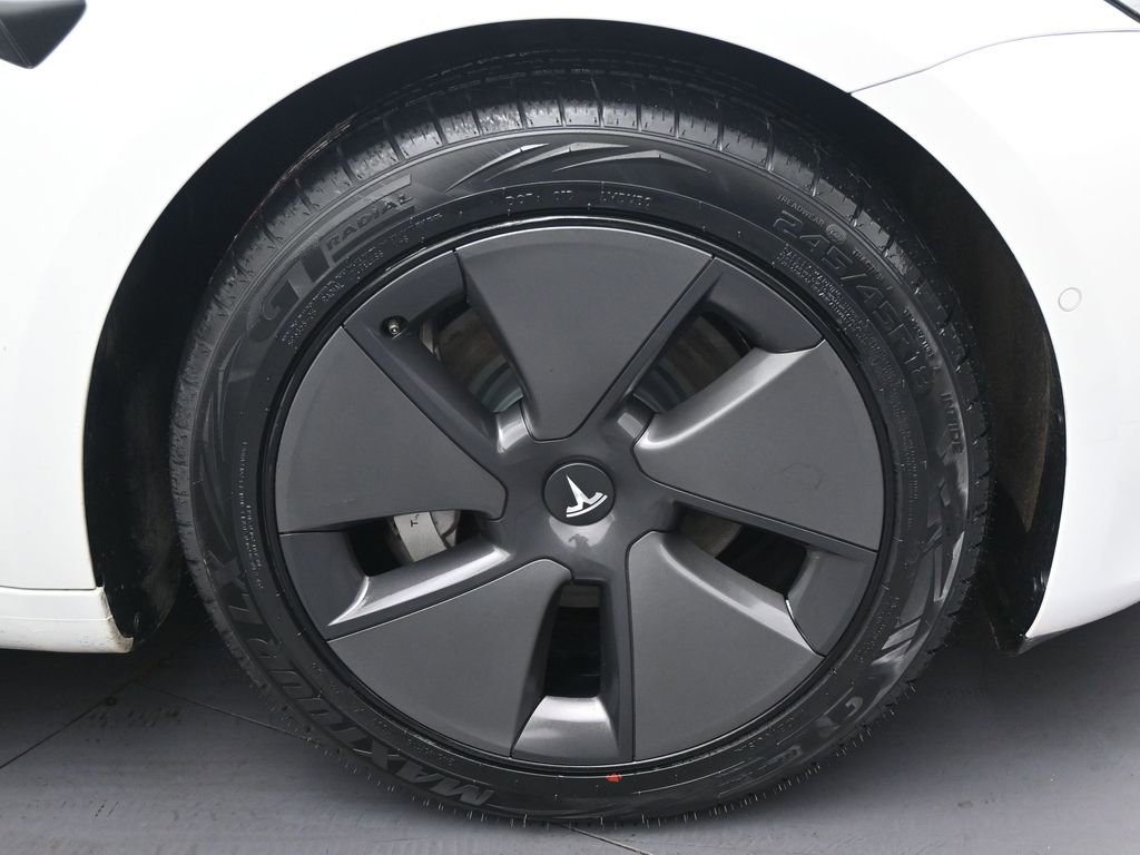 Used 2021 Tesla Model 3 Standard Range Plus image 34