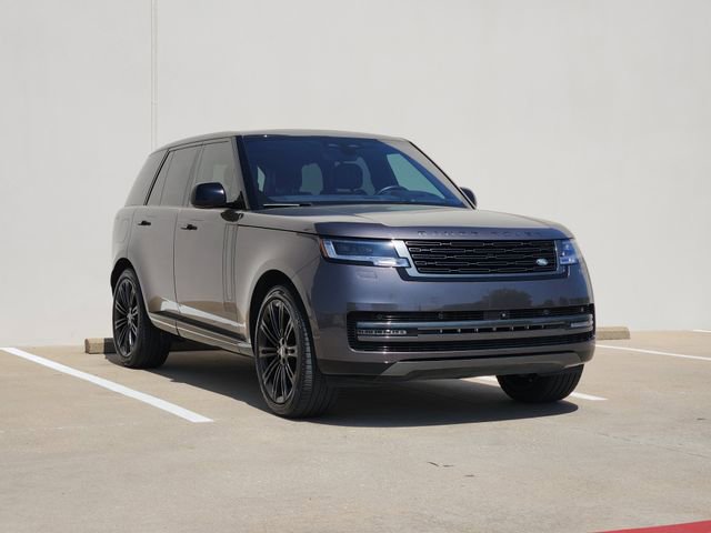 Used 2023 Land Rover Range Rover SE image 3