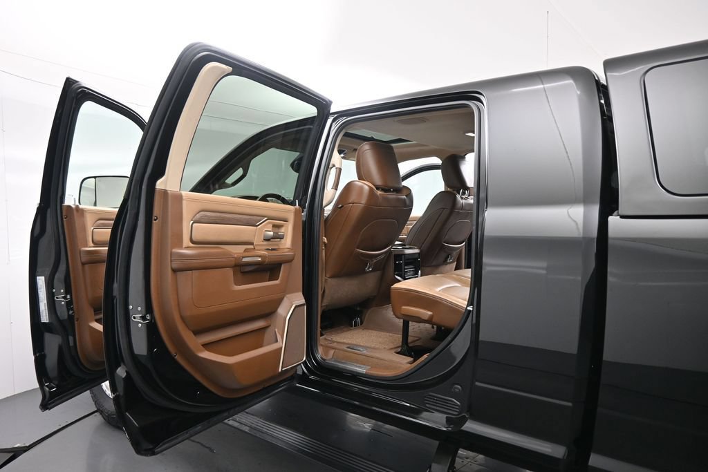 Used 2022 RAM 2500 Limited AWD/4WD image 18