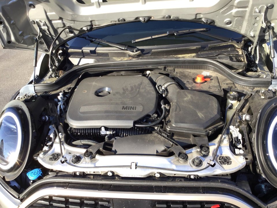 Certified 2025 MINI Cooper S image 16