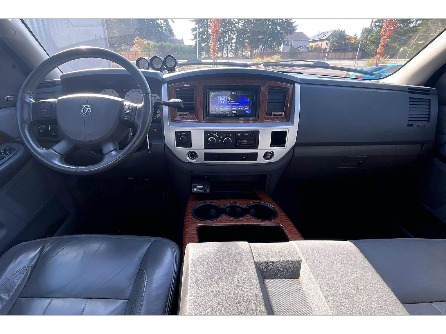 Used 2006 Dodge Ram 2500 Truck Laramie AWD/4WD image 15