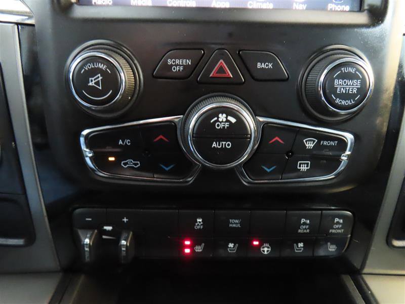 Used 2014 RAM 1500 Sport RWD image 26
