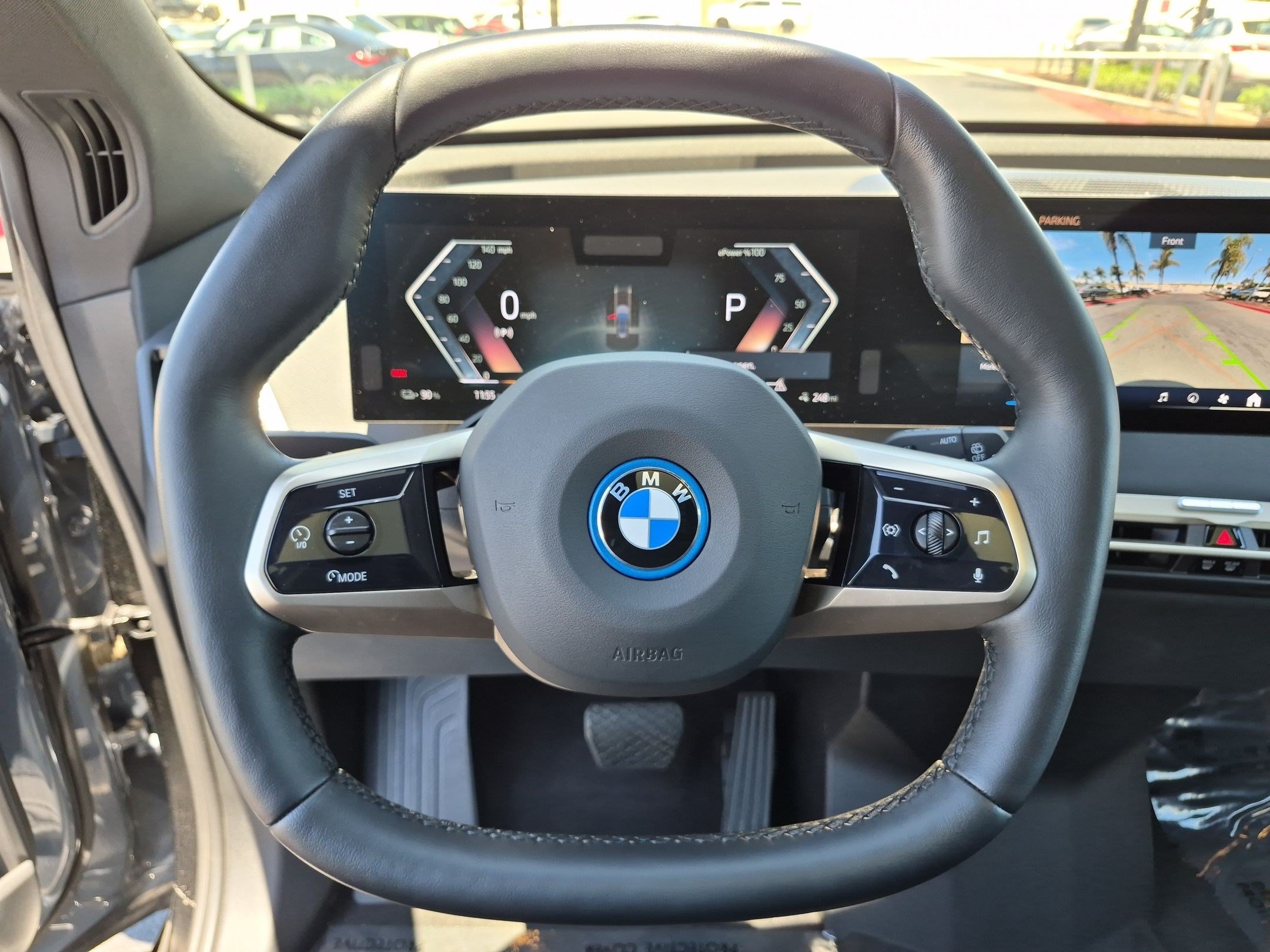 Used 2024 BMW iX xDrive50 w/ Sport Package AWD/4WD image 18