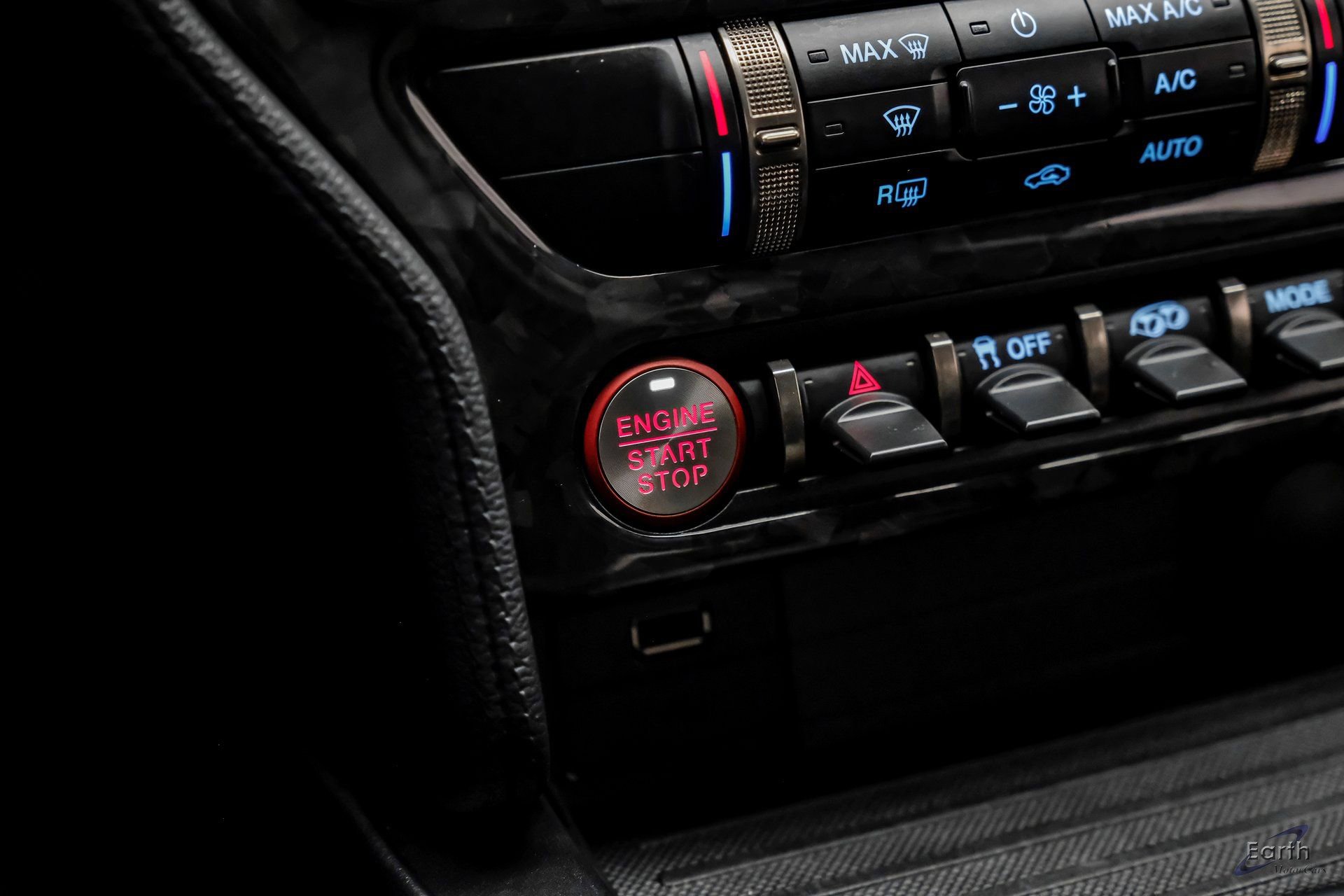 Used 2022 Ford Mustang Shelby GT500 w/ Technology Package image 63