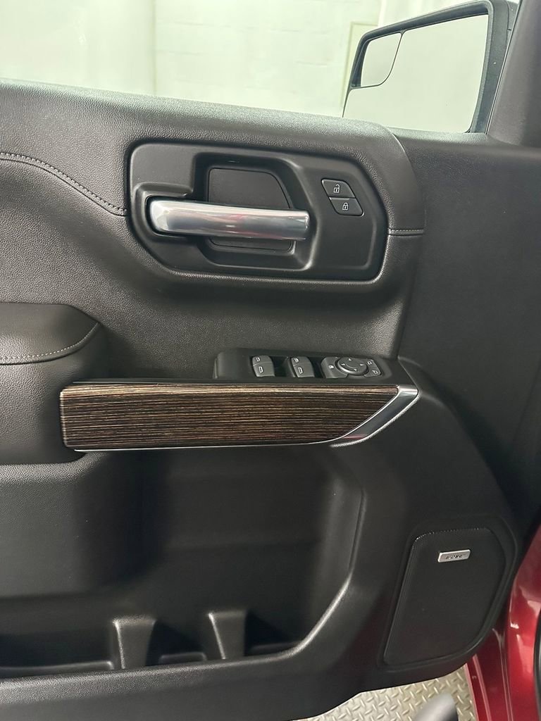 Used 2019 GMC Sierra 1500 Elevation w/ Elevation Value Package image 9