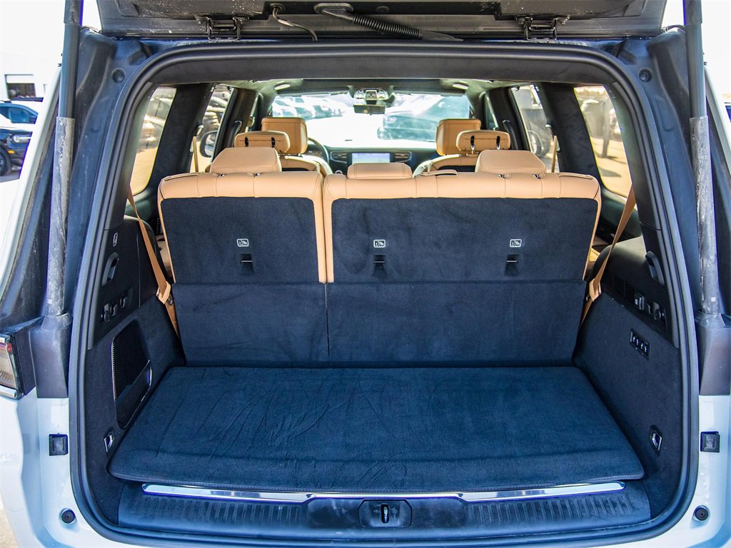 Used 2024 Jeep Grand Wagoneer Series III w/ HD Trailer Tow Package image 14