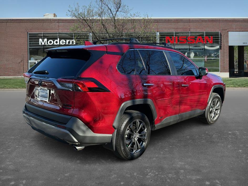 Used 2023 Toyota RAV4 Limited image 4