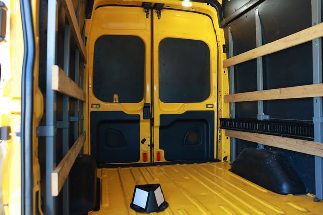 Used 2018 Ford Transit 250 148 High Roof image 25