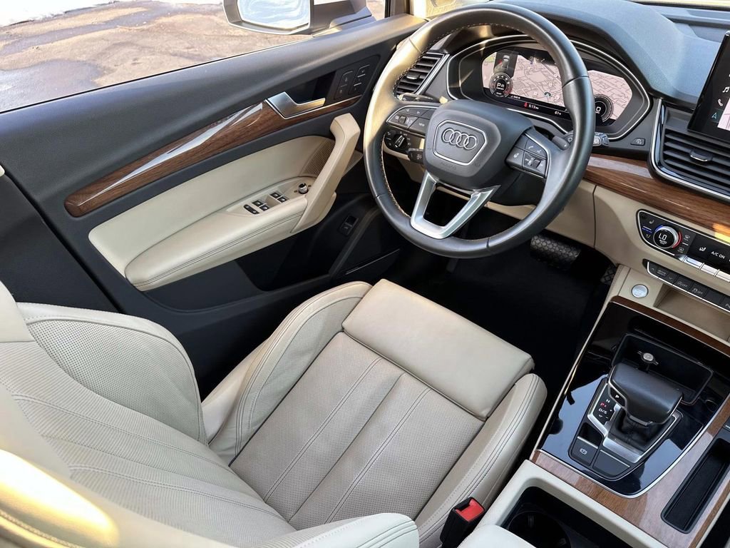 Used 2021 Audi Q5 2.0T Premium Plus w/ Premium Plus Package image 33