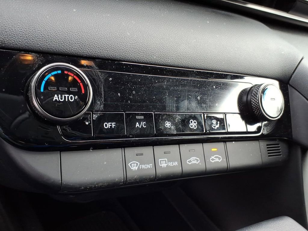 New 2025 Hyundai Elantra Sport w/ Cargo Package image 25