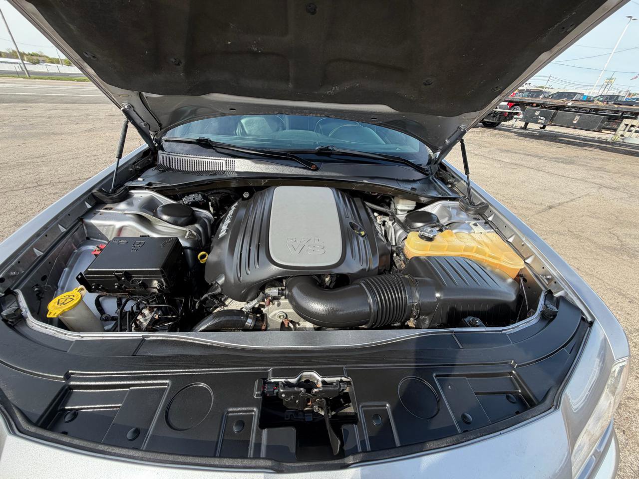 Used 2013 Chrysler 300 C image 36